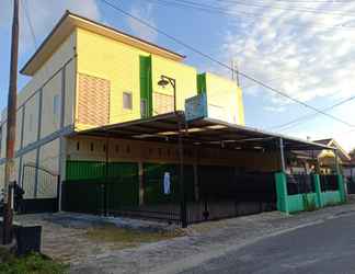 Exterior 2 Homestay Syariah Annisa