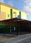 EXTERIOR_BUILDING Homestay Syariah Annisa