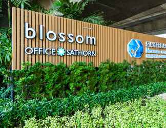 ภายนอกอาคาร 2 Blossom Sathorn Residence by TVC