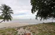 Tempat Tarikan Berdekatan 3 Little Heaven by Sky Hive, a Beachfront Villa  