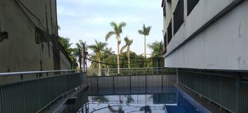 Swimming Pool 2 Studio at Beverly Dago Apartment near Sabuga By Travelio