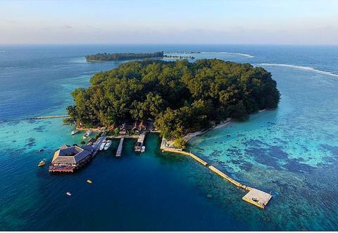 Exterior Pulau Pelangi Resort