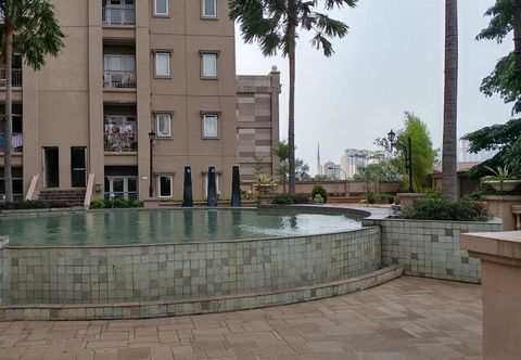 수영장 Best 2BR at Grand Palace Kemayoran Apartment By Travelio