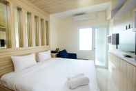Bedroom Elegant and Cozy Studio at Apartment Bogorienze Resort By Travelio