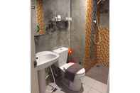 In-room Bathroom Sukjai Hometel