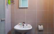 In-room Bathroom 4 Bao You Song Song (BYSS) Homestay