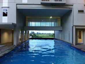Swimming Pool 4 Apartment Bogor Valley By Reds Room