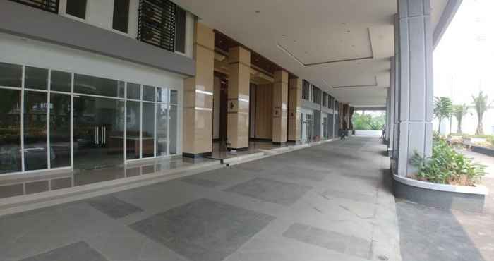 Lobby Apartment Grand Dhika City By Arjuna Property