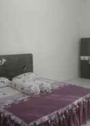 BEDROOM OYO 3474 Steady Residence