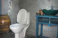 Toilet Kamar Lanlay Homestay