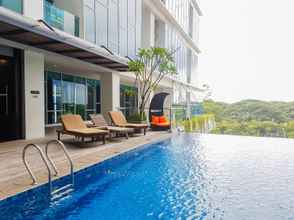 Swimming Pool 4 Minimalist Brooklyn Apartment Studio near IKEA Alam Sutera By Travelio