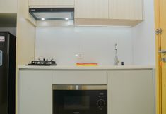 Common Space 4 Comfortable Studio Apartment at Capitol Suites By Travelio
