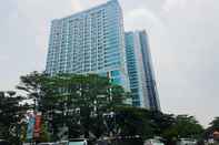 Exterior Cozy 1BR at Brooklyn Apartment near IKEA Alam Sutera By Travelio