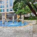 SWIMMING_POOL Modern 1BR Apartment @ Casa Grande Residence By Travelio