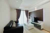 Ruang untuk Umum Modern 1BR Apartment @ Casa Grande Residence By Travelio