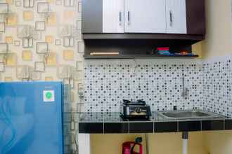 Kamar Tidur 4 Minimalist Studio Apartment at Gading Nias By Travelio