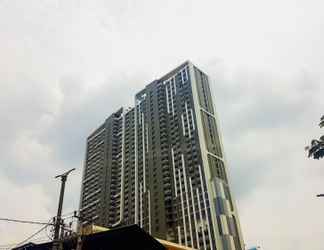 Exterior 2 Cozy Studio Room Apartment at Springwood Tangerang By Travelio