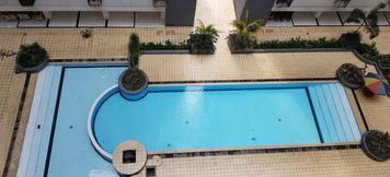 游泳池 2 Near Cihampelas Walk 2BR at The Jarrdin Cihampelas By Travelio