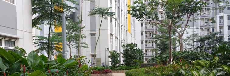 Lobi Stylish Studio Springlake Summarecon Bekasi Apartment By Travelio