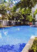 SWIMMING_POOL Comfy 2BR Apartment with City View at Westmark By Travelio