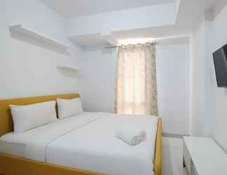 ห้องนอน 2 Simply Studio at Azalea Suites Cikarang Apartment By Travelio