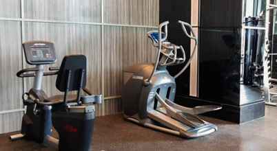 Fitness Center 4 Cozy Living 1BR Apartment at Brooklyn Alam Sutera By Travelio