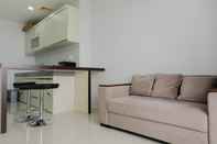 Lobby Luxurious Style 2BR Paddington Heights Alam Sutera Apartment By Travelio