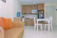 Lobby Homey 2BR City Home Apartment By Travelio