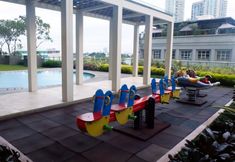 Phương tiện giải trí 4 Elegant Living 1BR at Kemang Mansion Apartment By Travelio