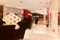 Lobby AMRS Condominium Unit Rental