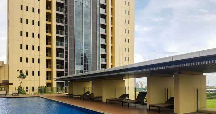 Kolam Renang Pleasant and Lavish 2BR at The Branz BSD Apartment By Travelio