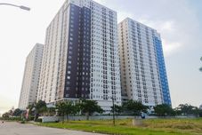 Lobby Cozy Living Studio Room at Ayodhya Residences Apartment By Travelio