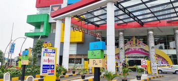 ล็อบบี้ 3 Chic and Homey 2BR Apartment at Bassura City By Travelio