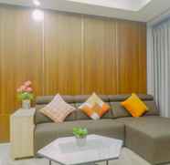 Ruang Umum 3 Luxurious & Cozy 2BR Apartment at One East Residences By Travelio