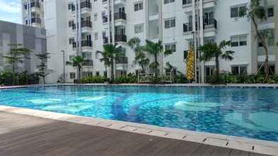 Kolam Renang 4 Homey Studio Signature Park Grande Apartment By Travelio