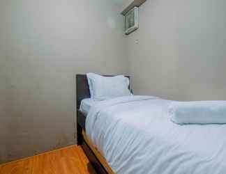 Kamar Tidur 2 Homey and Strategic 2BR at Kalibata City Apartment By Travelio