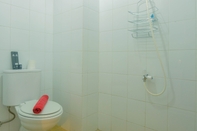 In-room Bathroom New Studio Apartment at Gunung Putri Square By Travelio