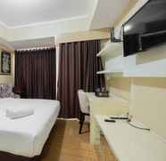 Sảnh chờ 3 Modern Studio Apartment at The Oasis Cikarang By Travelio