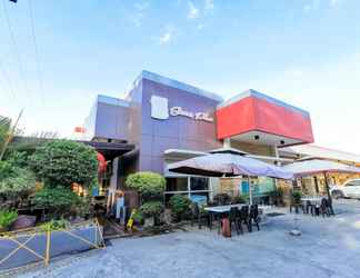 ภายนอกอาคาร 2 RedDoorz Plus near Robinsons Place Gensan