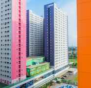 Bangunan 4 Warm and Comfy 2BR Green Pramuka Apartment near Mall By Travelio