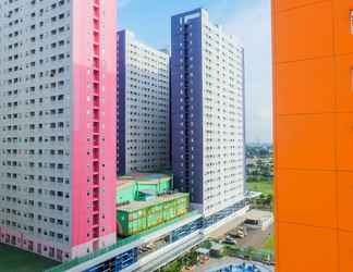 ภายนอกอาคาร 2 Warm and Comfy 2BR Green Pramuka Apartment near Mall By Travelio