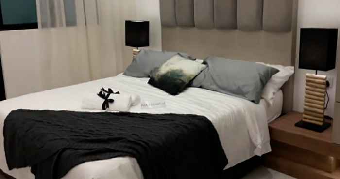 Bedroom New Luxurious Home in Tsim Sha Tsui 700sqft modern&spacious 2BR TST