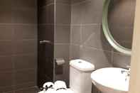 In-room Bathroom New Luxurious Home in Tsim Sha Tsui 700sqft modern&spacious 2BR TST