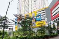 Lobi Modern Style 2BR Bassura Apartment near Shopping Mall By Travelio