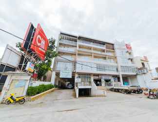 Bangunan 2 RedDoorz Plus near Gaisano Mall Kalibo - Vaccinated Staff 