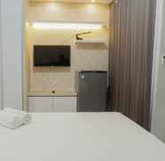 ห้องนอน 2 Minimalist Studio at Taman Melati Apartment By Travelio