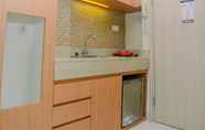 ห้องนอน 4 Studio Modern and Tidy Apartment at Elpis Residence By Travelio