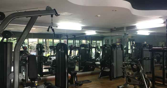Fitness Center 2BR Spacious & Comfy at Galeri Ciumbuleuit Apartment By Travelio