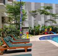 Swimming Pool 2 1BR Wonderful Apartment at Signature Park Grande By Travelio