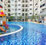 Swimming Pool 3 1BR Wonderful Apartment at Signature Park Grande By Travelio